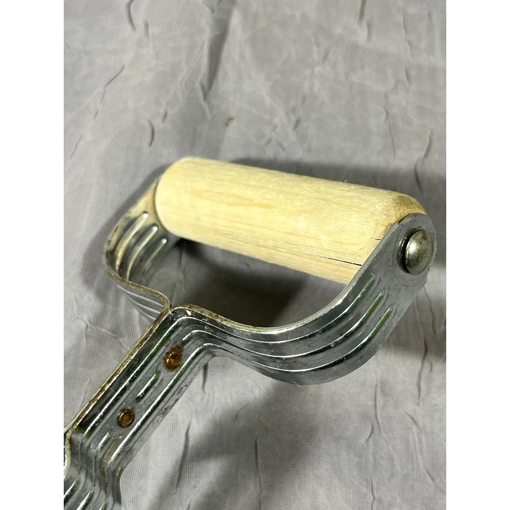 Vintage AJ Ekco High Speed Beater Hand Crank Egg Mixer Wood Handle‎ Made in USA